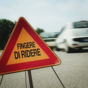 Fingere di ridere by VAEVA