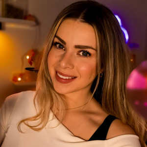 Candle Calm, Feather Tracing & Squishy Sleep Sounds by Scottish Murmurs ASMR