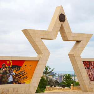Liberdade Angola by Calder Harris, Ambitiøs
