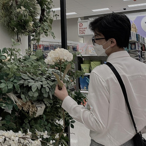 Rui.C - Chờ Đợi Ai