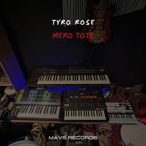 Mero tote by Tyro Rose