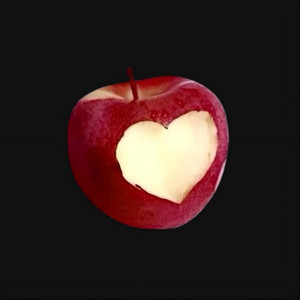 Apple by zen online