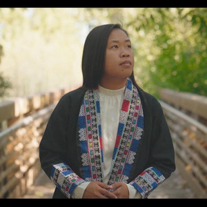 Christina Xyooj - Tsis Xav Ua Neeg Poob Qab