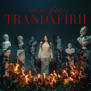 Ela Trandafir - Iau foc trandafirii