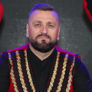 Gezim Zefi - Dhurata ma e bukur