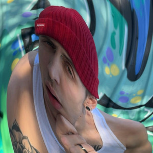 weirdo by trevvy
