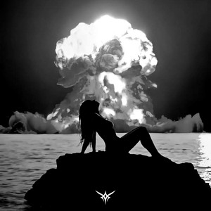 ATOMIC SIREN by Ryx4r