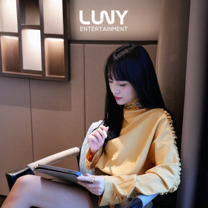 Mi nói - Biết Đâu Sau Này Người Bên Cạnh Không Phải Người Trong Long