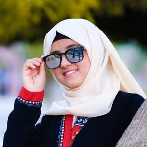 ضحى الحكيمي - اغنية وطنية عالي فوق السحب يايمن السعيد