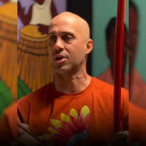 Benguela me chama pra jogar no chão by Perninha Abadá Capoeira, Cantigas Abadá Capoeira, Abadá Capoeira Cantigas