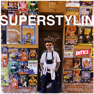 Superstylin by Bizzarri, Entics