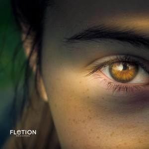 Eyes On Me by Avelori