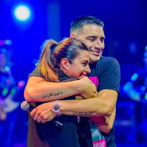 La banda de Carlitos & Eugenia Quevedo - Por El Contrario (En Vivo)