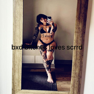 bad bitches loves scrrd by BlackMamba