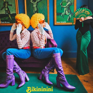 Bikininini by Flash Riviero, Roses Versatile