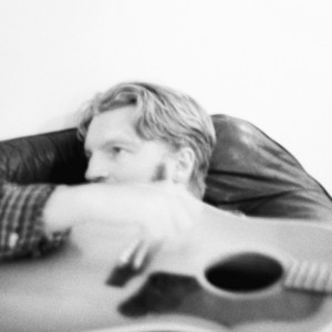 Dirty Blond - Hurt Again