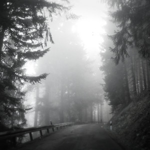 i'm alone there now (alternative) by thedeathlysilence, Luneko