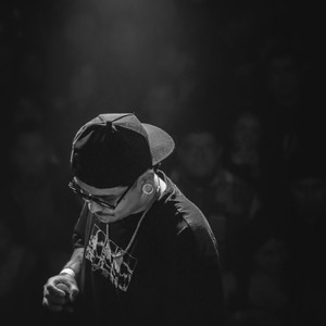 V13RNES TR3C3 - Remix by Tonny D' Broke, Estilo en gramos