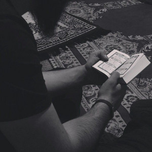 IslamHome-Teams - تلاوة خاشعة تفتح أبواب الرحمة