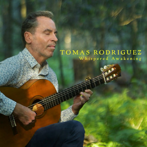 Susurros del Despertar by Tomas Rodriguez