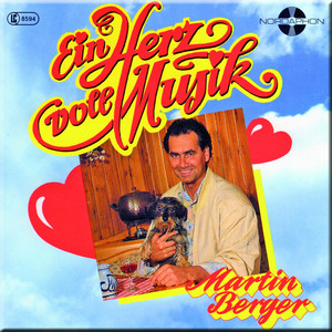 Jede Nacht setzt ein Boot die Segel by Martin Berger