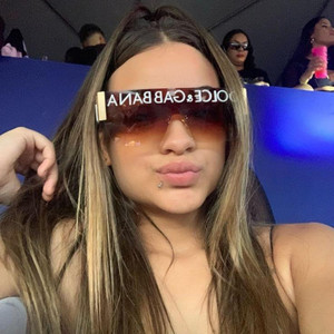 MENOR GOTINHA - Na Esquina de Londres Bolha