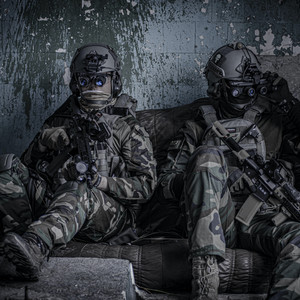 Music For Business & Pedreiro Apaixonado - Dramatic Piano