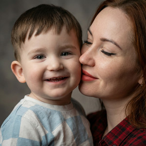 Алёна Алова - Ты моё сердце, маленький мой (feat. Алёна Нейровитаминка)