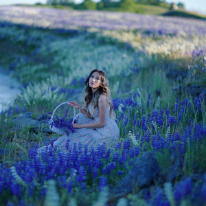 iNis Yang - Hlub Ib Vuag Nco Ib Txhis