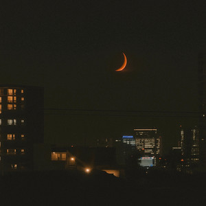 when stars pause by 1:01[am]