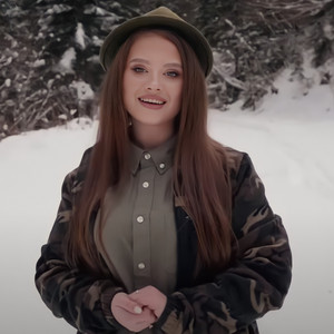 Larisa Săndescu - Vânătoare, Vânătoare