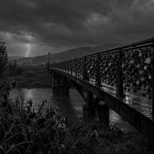 Puente de candados by Mizzar