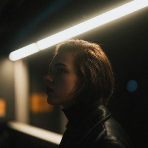 The Minute Between Two Breathings by Lesxi Vivi