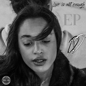 DD Official - Year of the Cat (Classic Version)