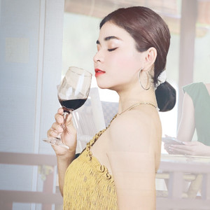 ឃើញត្រង់ណា (ត្រង់ណាថាចាស់)