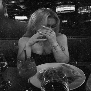 yaşıyorum hâlâ seni (feat. Sude Yıldırım)