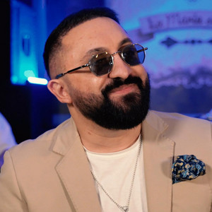 Nikos Dragulina - Ești bogat când ai pereche (Live)