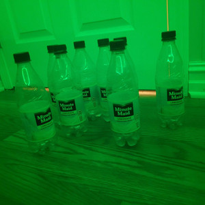 Nutbusters - Sneet Snart