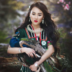 Nplooj Xyooj - Kuv Niam