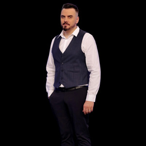 Vani Gjuzi - Kur Pata Nji Lule Të Bukur