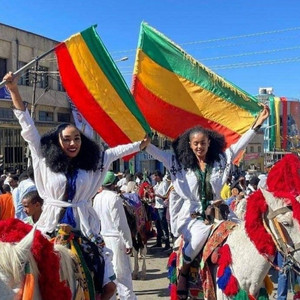 Mega Kinetbebat - Nanu Na na na