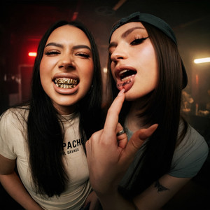 SCIRENA & TRISHA - Уезжаем, остаёмся