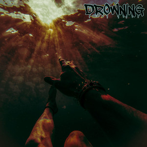 Portada de Drowning