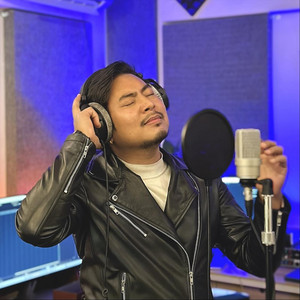 Manoj Thapa Magar & Tara Shrees Magar - Mayako Jhalko