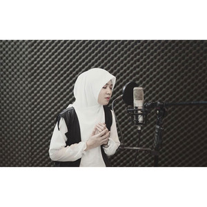Sholawat Thibbil Qulub by Aci Cahaya