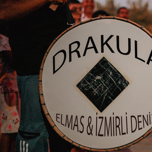 Elmas - Elmas izmirli deniz dracula roman havası