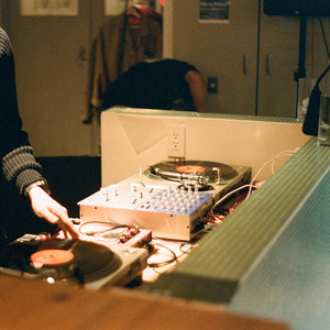 Mayaewk - Lonely Man