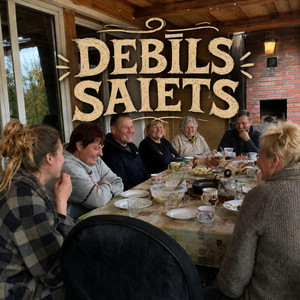 Ceļu tiltu būvniecība by DEBĪLS SAIETS