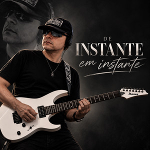 De Instante em instante by Versos em Trânsito