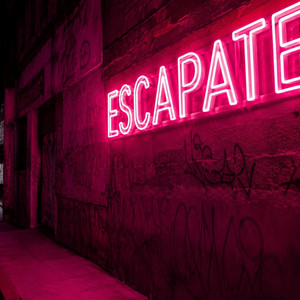 Escapate by PAPATZOO, LUZARG